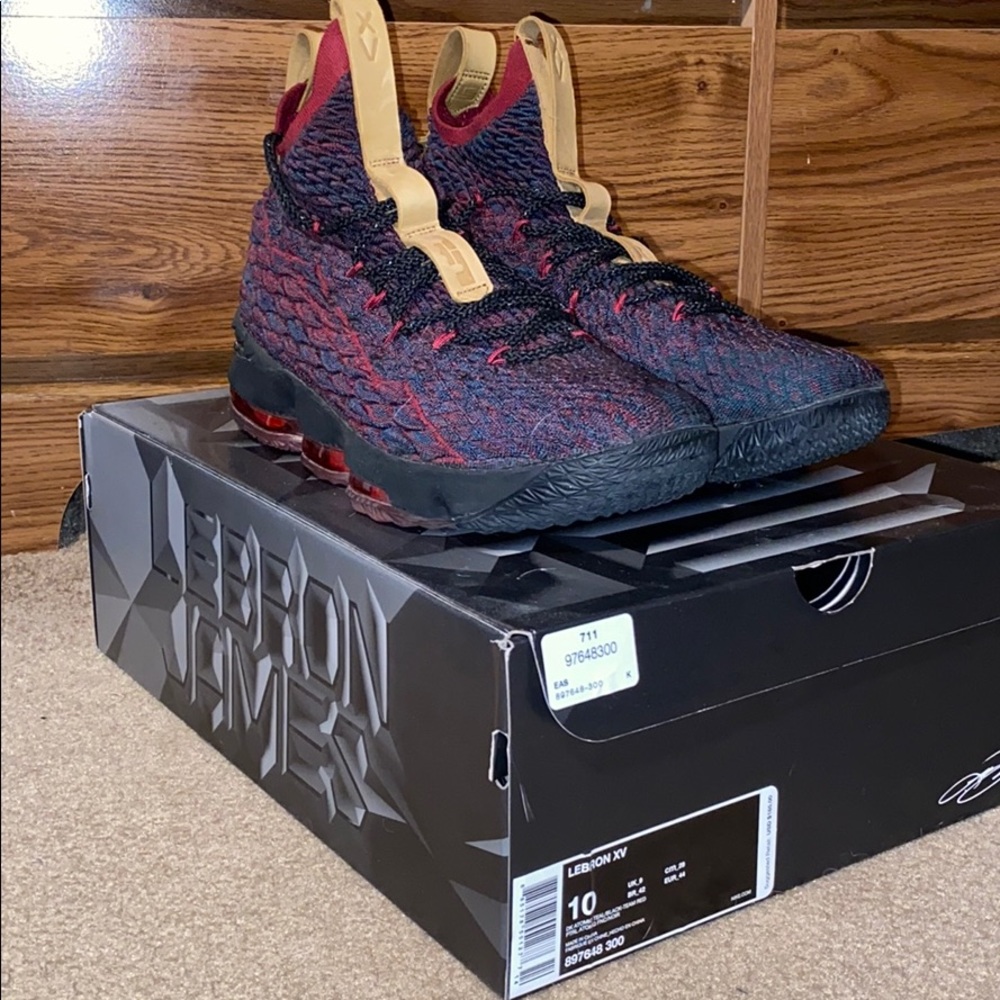 Lebron XV size 10 High Top